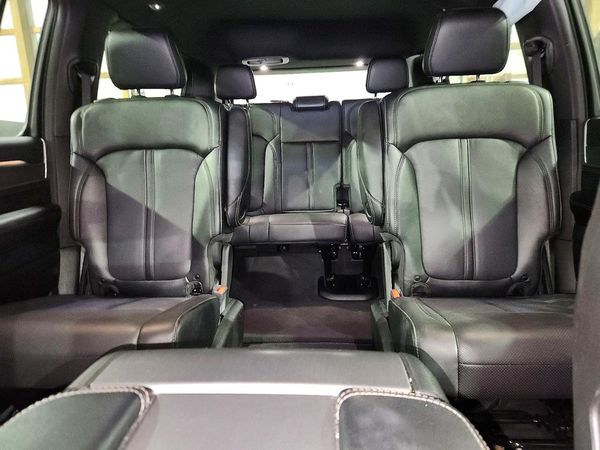 2025 JEEP WAGONEER Series II — SUVN