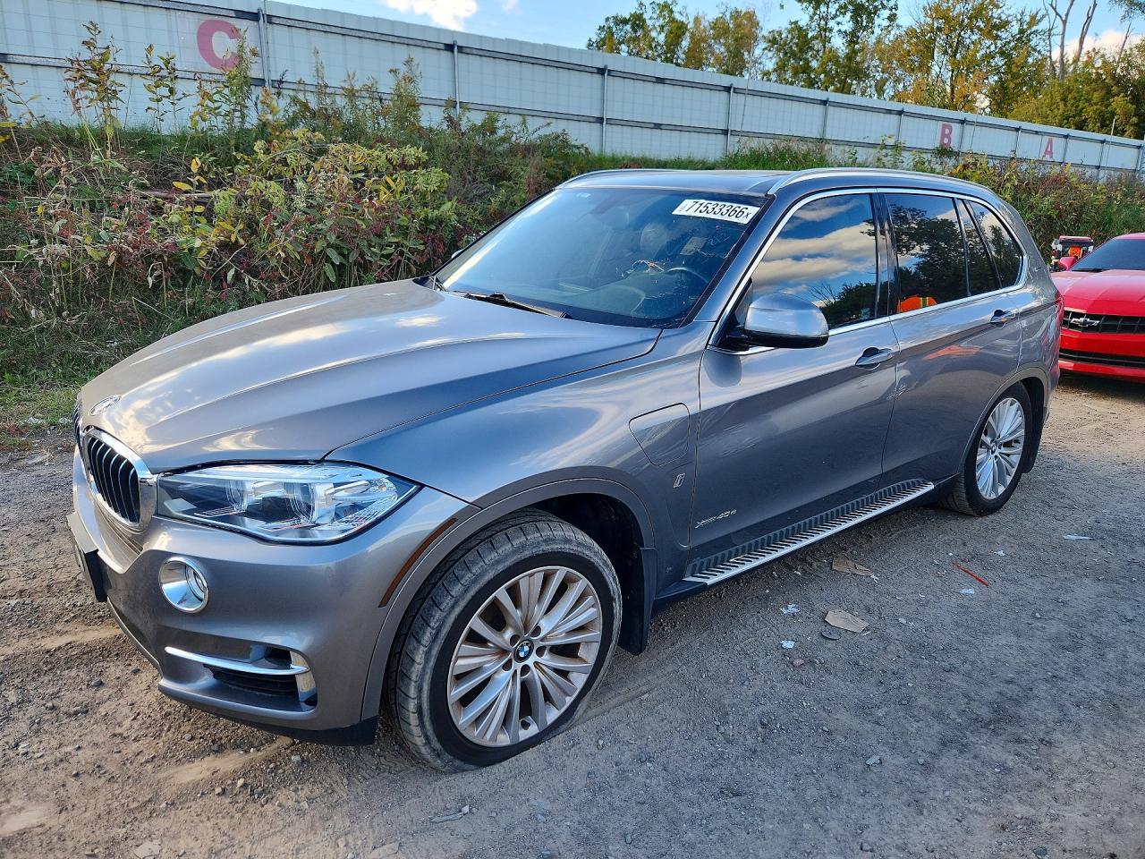 2017 BMW X5 xDrive40e — Front 3/4