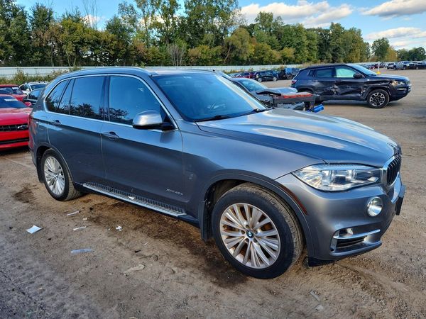 2017 BMW X5 xDrive40e — Passenger 3/4