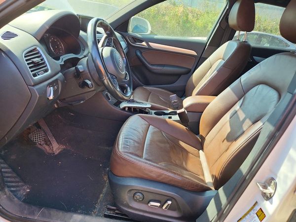 2016 AUDI Q3 quattro Premium Plus — DENT