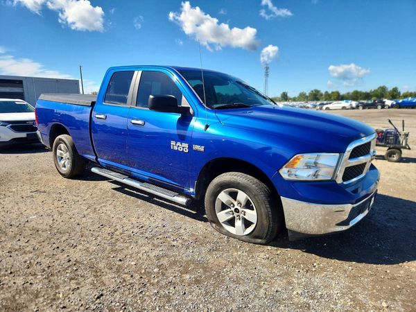 2016 RAM 1500 SLT — Passenger 3/4