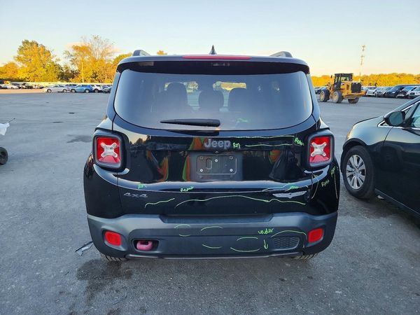 2017 JEEP RENEGADE Trailhawk — DIRR