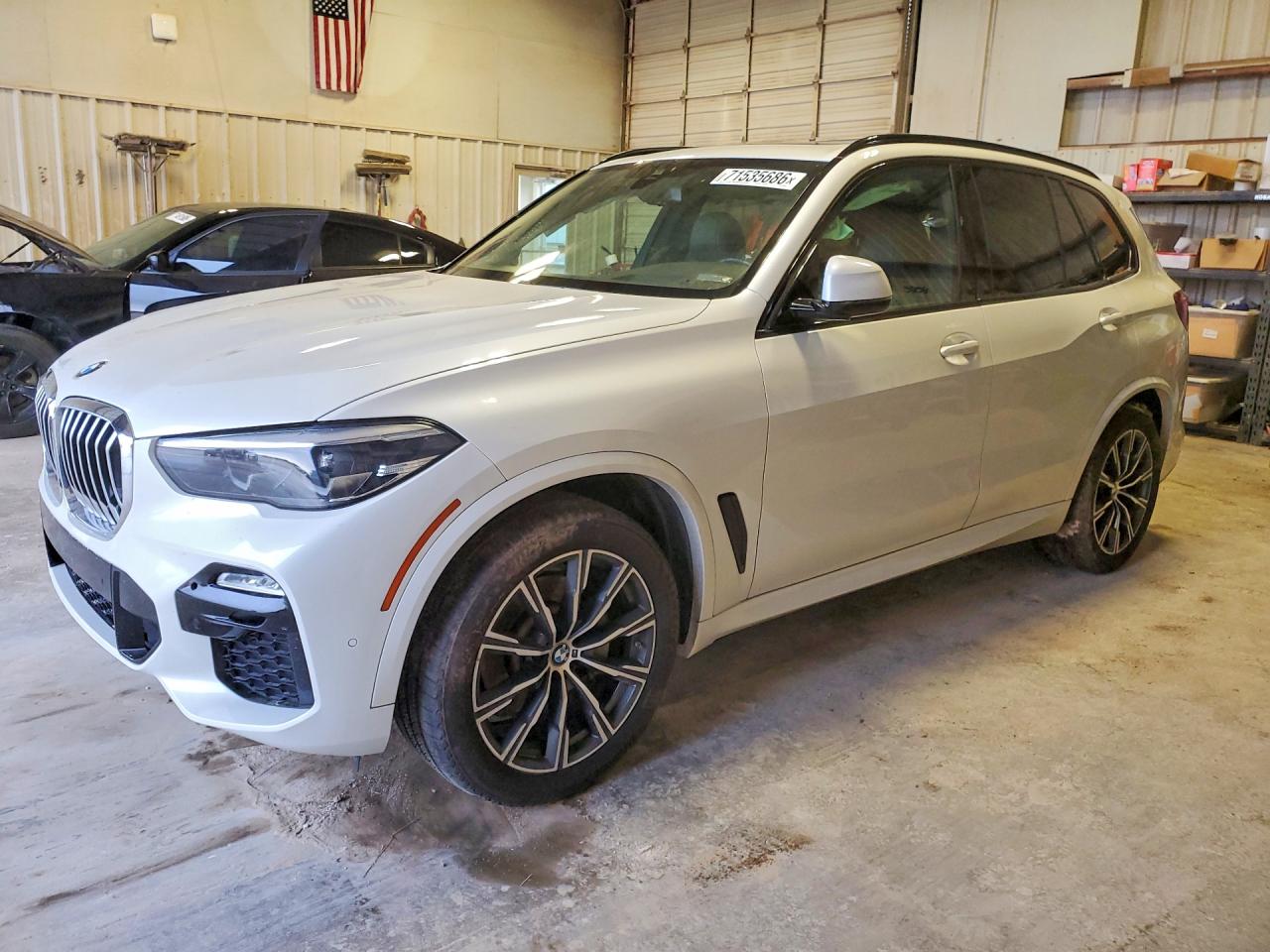2019 BMW X5 xDrive40i — Front 3/4