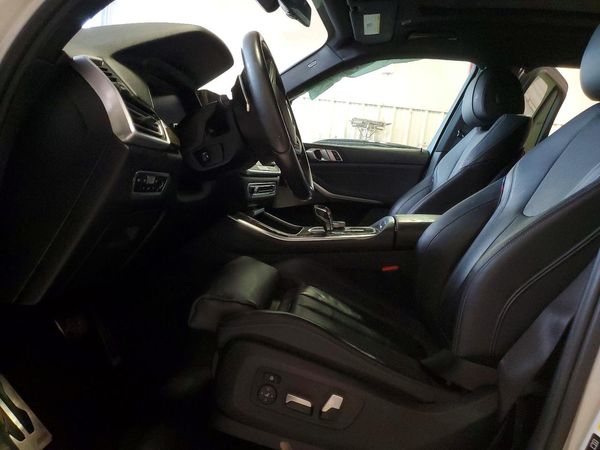 2019 BMW X5 xDrive40i — DENT