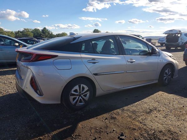 2017 TOYOTA PRIUS Three/Four/Four Adv — PSRA
