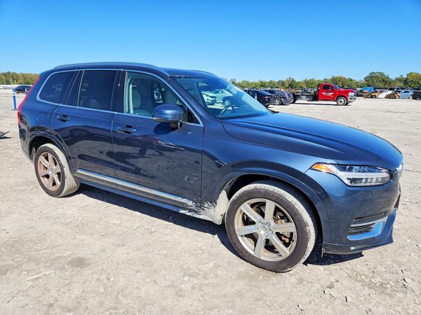 2024 VOLVO XC90 Core — Passenger 3/4