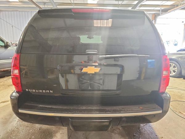2013 CHEVROLET SUBURBAN LTZ — DIRR
