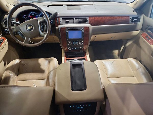2013 CHEVROLET SUBURBAN LTZ — CKPT