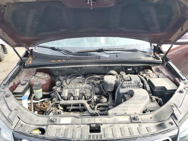 2012 KIA SORENTO TOP (High Grade) — Engine bay