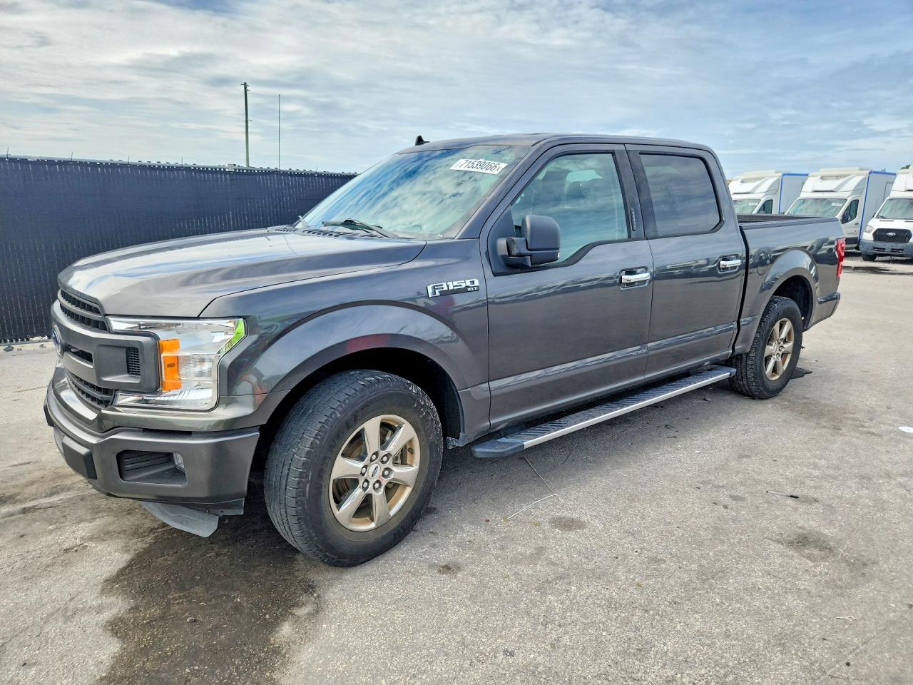 2020 FORD F150 — Front 3/4
