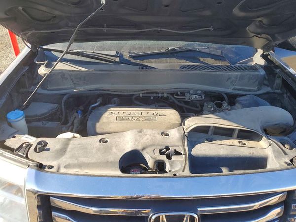 2012 HONDA PILOT TOURING — Engine bay