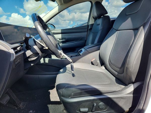2025 HYUNDAI TUCSON SEL Convenience — DENT