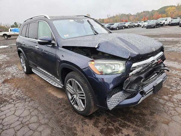 2022 MERCEDES-BENZ GLS GLS450 4MATIC — Passenger 3/4