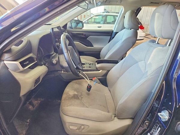 2023 TOYOTA HIGHLANDER — DENT