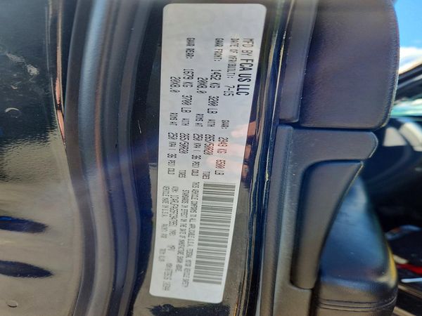 2015 JEEP GRAND CHEROKEE Laredo — VINS