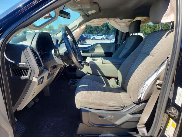 2017 FORD F150 SuperCrew — DENT