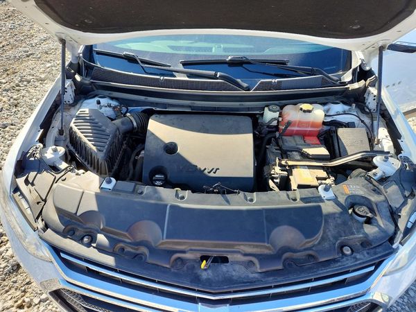 2018 CHEVROLET TRAVERSE LT — Engine bay