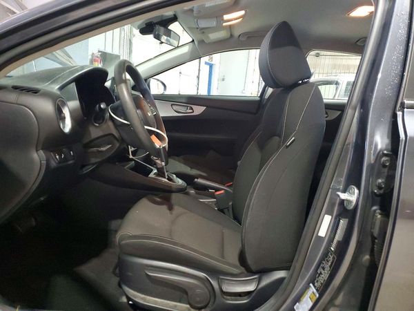 2022 KIA FORTE FE, LXS — DENT