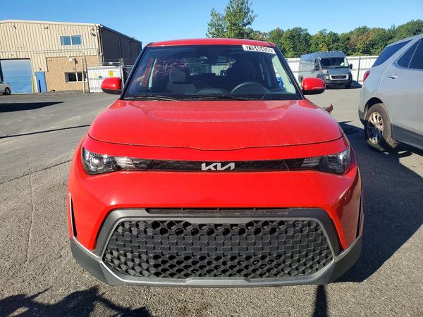 2024 KIA SOUL LX, S