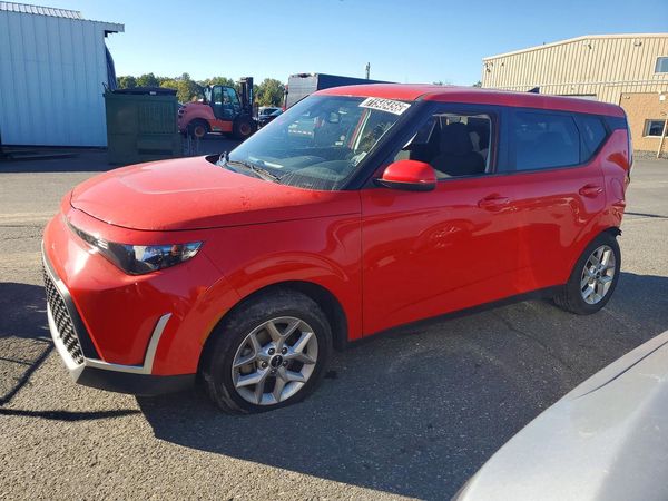 2024 KIA SOUL LX, S