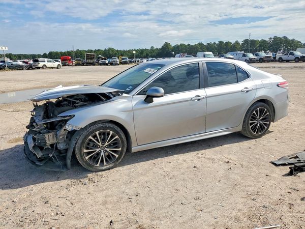 2019 TOYOTA CAMRY — DSFA — Front 3/4