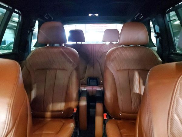 2024 BMW X7 xDrive40i — SUVN