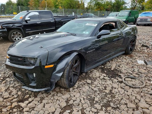 2012 CHEVROLET CAMARO SS — Front 3/4