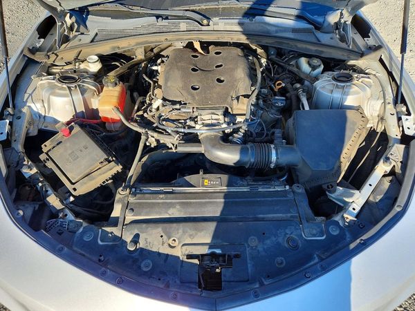 2016 CHEVROLET CAMARO 1LT — Engine bay