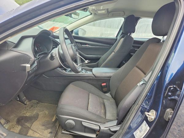 2021 MAZDA 3 Mazda3 — DENT
