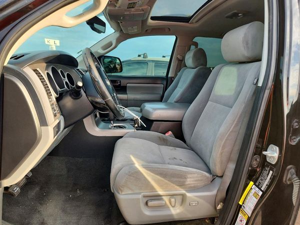 2013 TOYOTA SEQUOIA SR5 grade — DENT