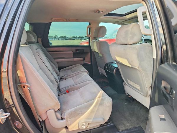 2013 TOYOTA SEQUOIA SR5 grade — PSRS