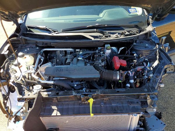 2026 NISSAN ROGUE SV — Engine bay