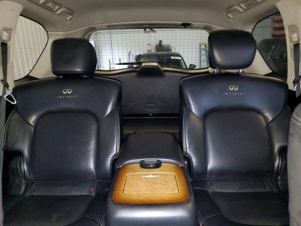 2014 INFINITI QX80 — SUVN