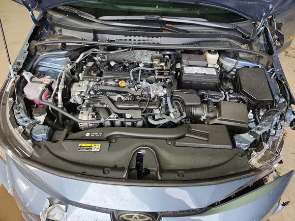 2026 TOYOTA COROLLA LE — Engine bay