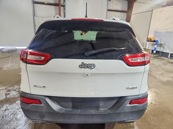2015 JEEP CHEROKEE Latitude — DIRR