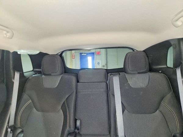 2015 JEEP CHEROKEE Latitude — SUVN
