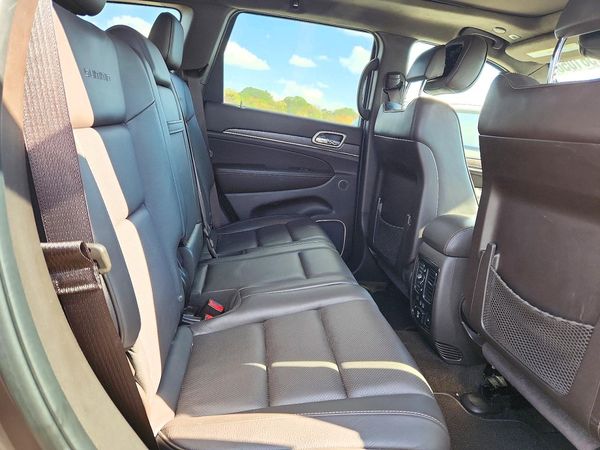 2017 JEEP GRAND CHEROKEE Summit — PSRS