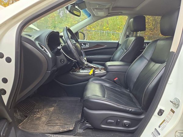 2015 INFINITI QX60 — DENT