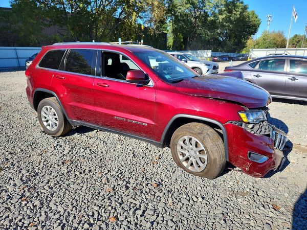 2021 JEEP CHEROKEE Laredo — Passenger 3/4