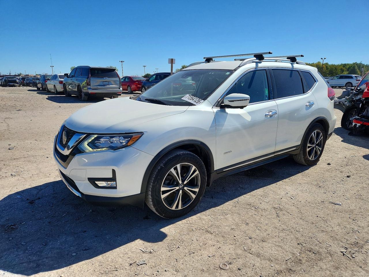 2018 NISSAN ROGUE — Front 3/4