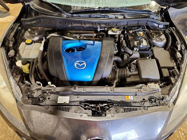2012 MAZDA 3 Grand Touring/GT — Engine bay