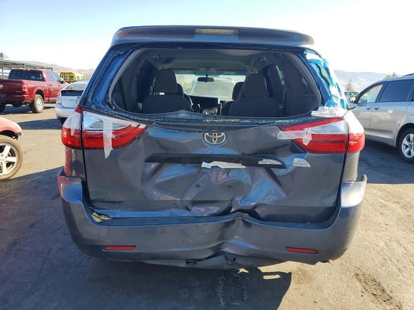 2015 TOYOTA SIENNA — DIRR