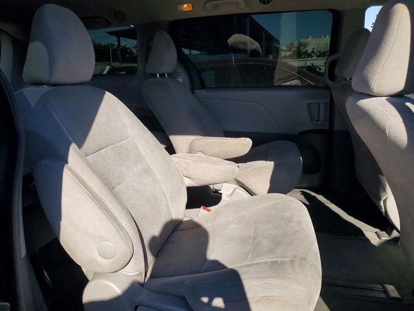 2015 TOYOTA SIENNA — PSRS