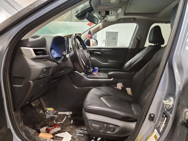 2020 TOYOTA HIGHLANDER XLE — DENT