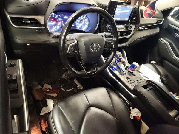 2020 TOYOTA HIGHLANDER XLE — CKPT