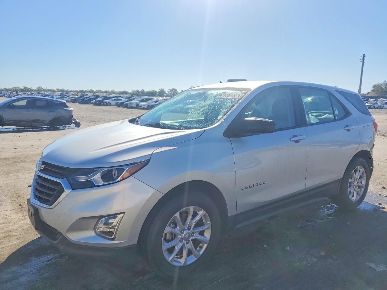 2018 CHEVROLET EQUINOX LS — Front 3/4