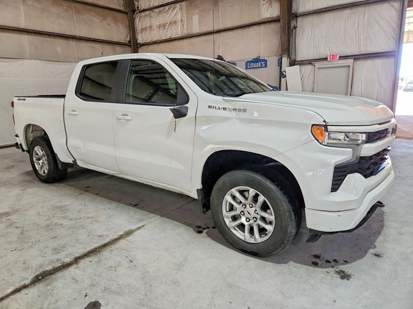 2026 CHEVROLET SILVERADO RST — Passenger 3/4