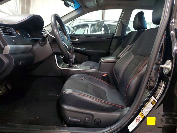 2016 TOYOTA CAMRY SOLA Hybrid — DENT
