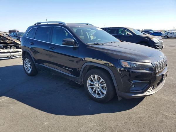 2019 JEEP CHEROKEE LATITUDE FWD — Passenger 3/4