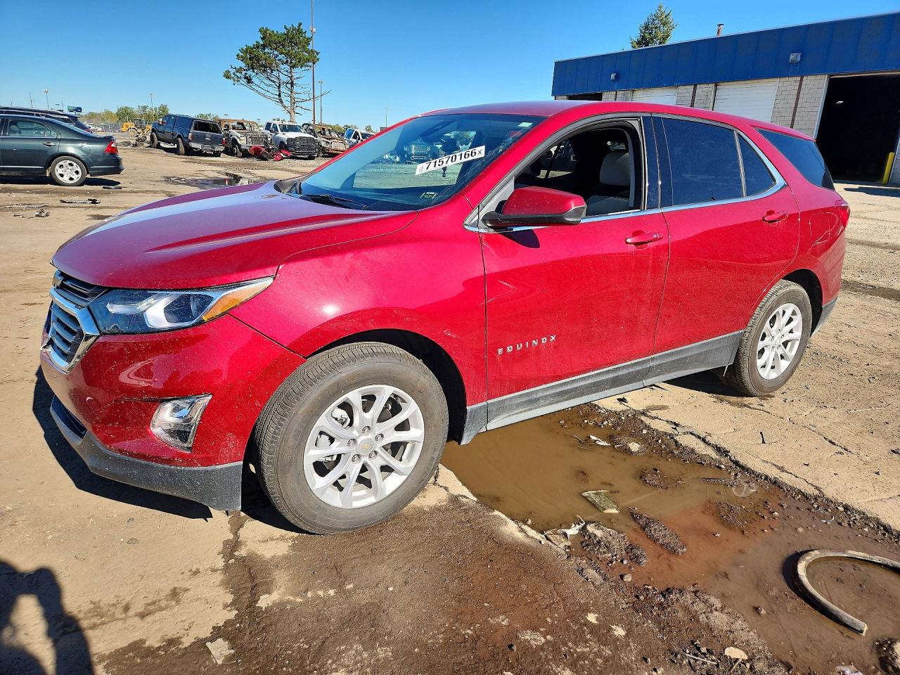 2020 CHEVROLET EQUINOX LT (2FL) — Front 3/4